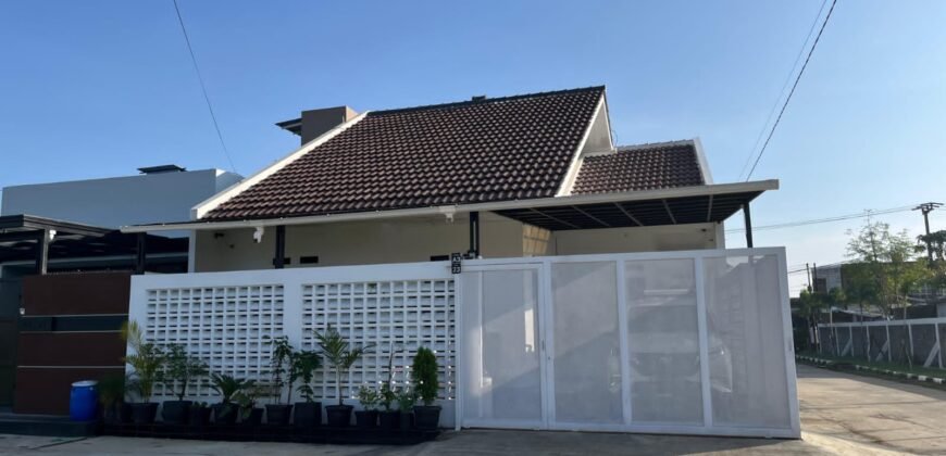 Dijual Cepat Rumah Hook di Taman Cibaduyut Indah 3