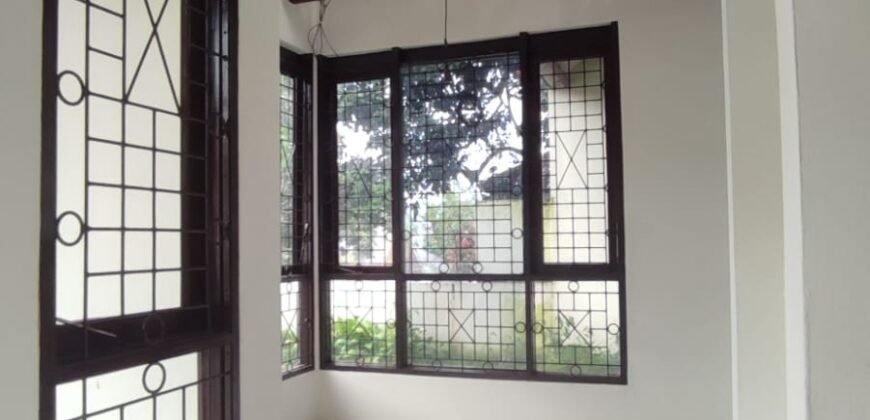 DISEWAKAN RUMAH DI CIGADUNG