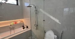 DIJUAL RUMAH DENGAN KOLAM RENANG DI TURANGGA