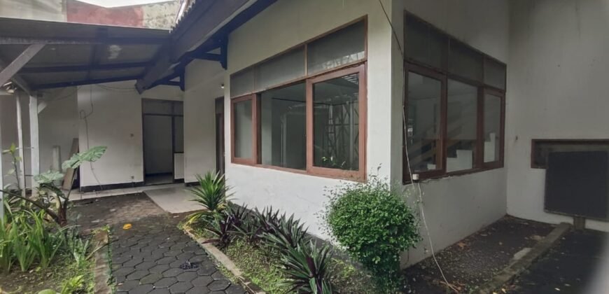 DISEWAKAN RUMAH COCOK DIJADIKAN KANTOR/TEMPAT TINGGAL DI KOPO MELATI
