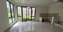 DIJUAL RUMAH HOOK BELUM PERNAH DITEMPATI DI CLUSTER AMAGRIYA EKA PODOMORO PARK BANDUNG