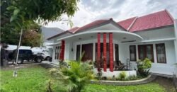 DIJUAL RUMAH DENGAN KOLAM RENANG DI JALAN WINDU BANDUNG